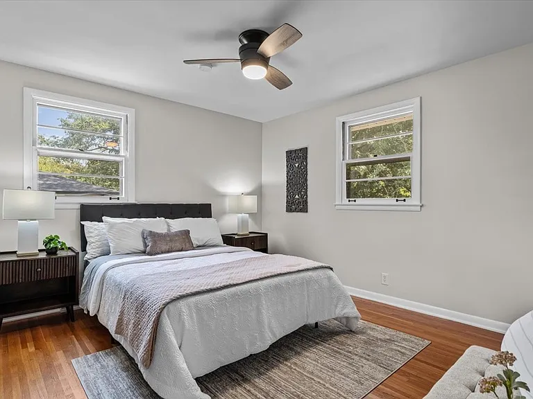 418 McDonald Dr — Photo 2
