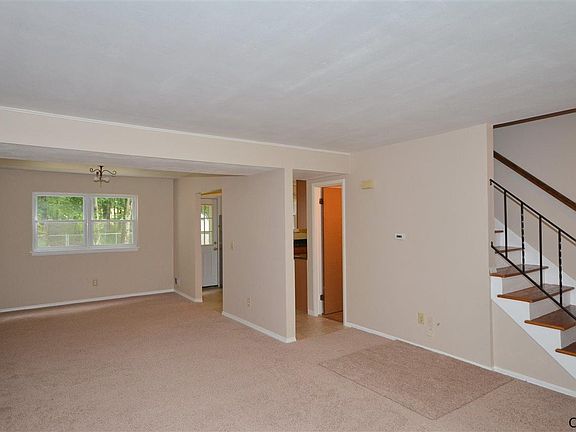 2nd image of 26 Barkwood Ln