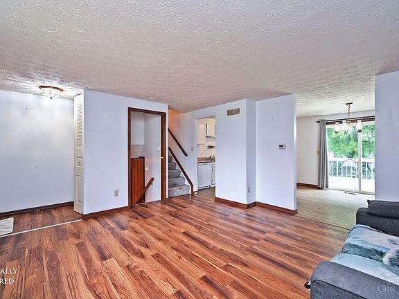 5th image of 11691 Greenhaven Ct