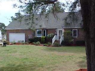 614 Forest Hill Cir, Elizabeth City, NC 27909