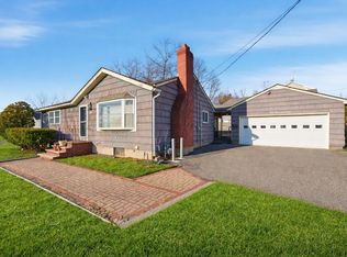 767 Riverside Dr, Methuen, MA 01844