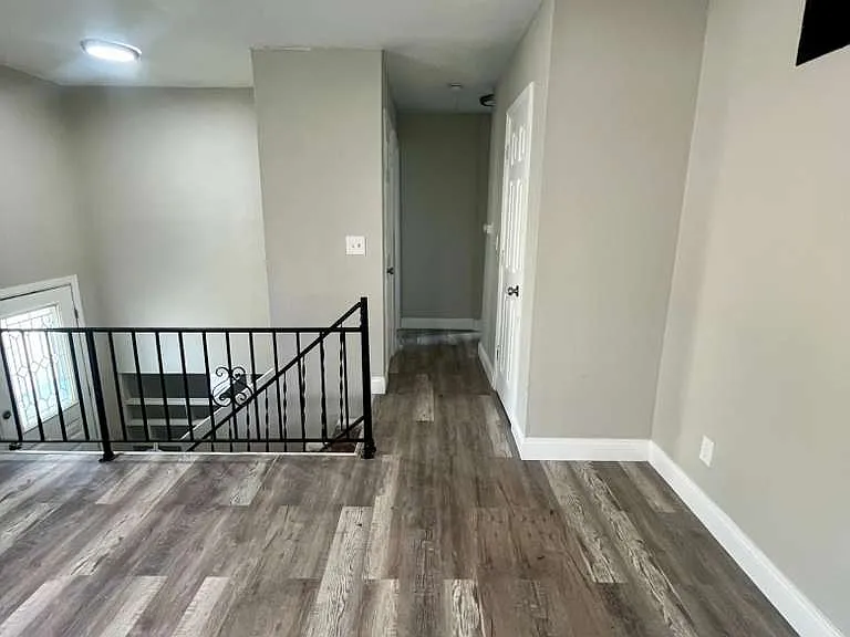 1308 Red River Dr — Photo 7