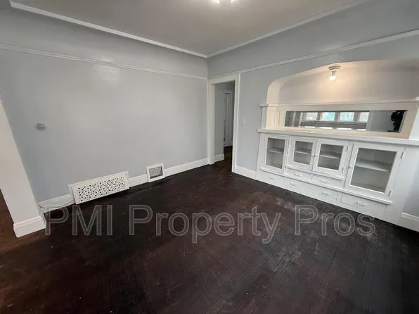 4028 N 13th St, Milwaukee, WI 53209