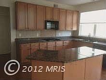 5th image of 728 Vermillion Dr NE