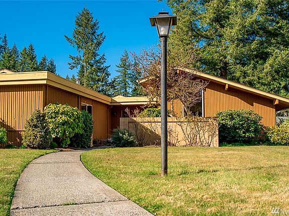 3rd image of 3714 Park Dr SW