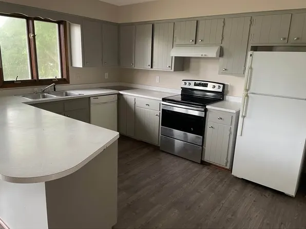 251 Broadway Dr #251, Sun Prairie, WI 53590