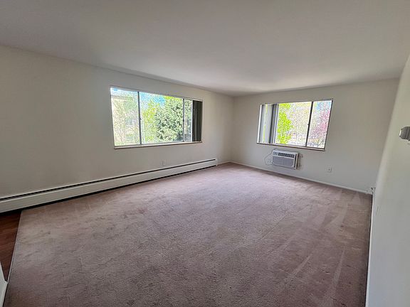 5th image of 926 N Marion St #2D
