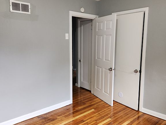 3rd image of 280 Habecking Dr