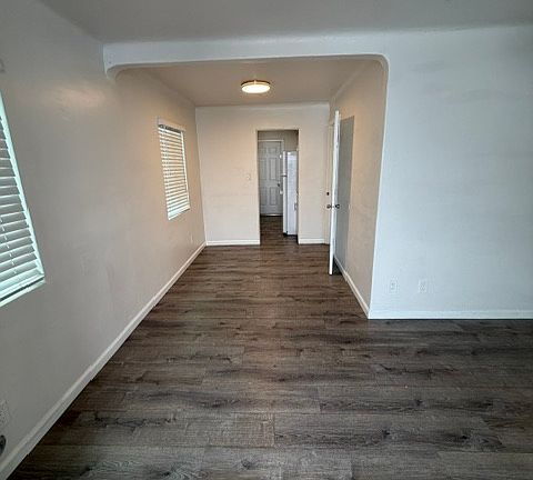 5th image of 5215 Naranja St #1