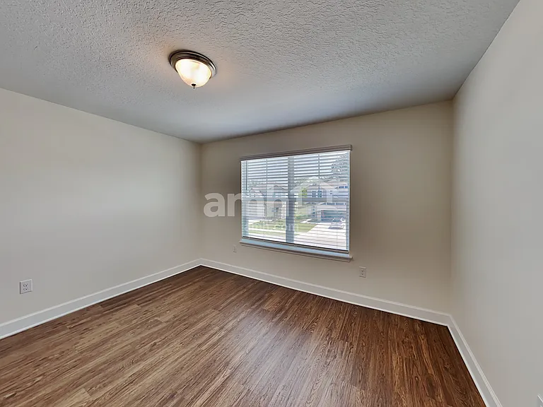 4622 Reisswood Loop — Photo 16
