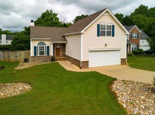 607 Cobden Ct, Spartanburg, SC 29301