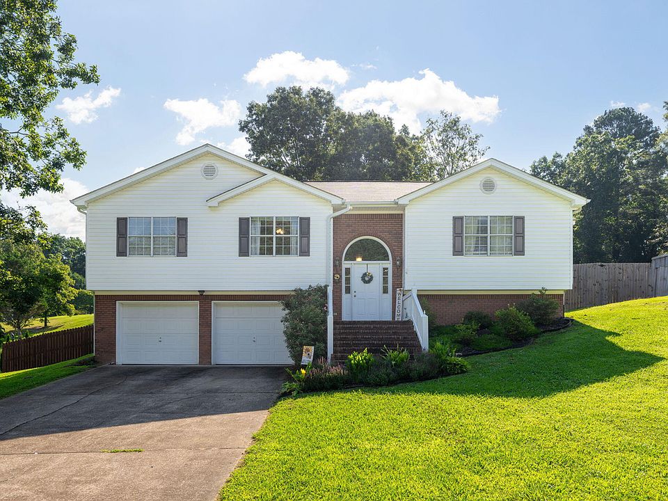 1st image of 10111 Rolling Wind Dr
