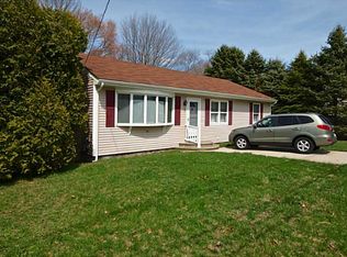 19 Patterson Ave, Warren, RI 02885