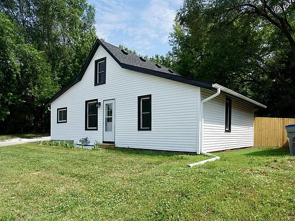 2nd image of 5443 Pioneers Blvd