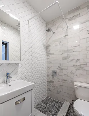 Rented by Nooklyn NYC LLC | media 54