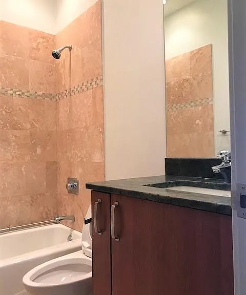 908 N Ashland Ave #3 — Photo 19