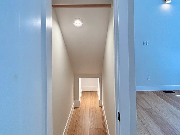 2159 Ash St — Photo 14