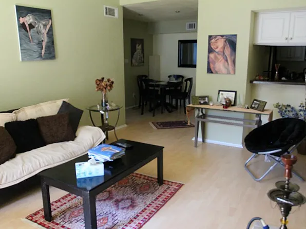 7050 N Holiday Dr, Galveston, TX 77550