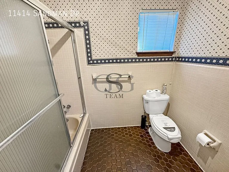 11414 Sandman Dr — Photo 8