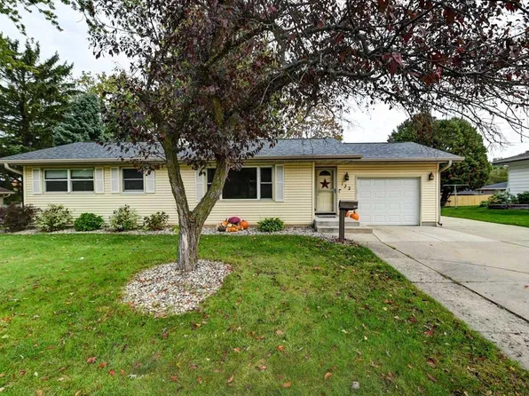 132 Cherry St, Edgerton, WI 53534