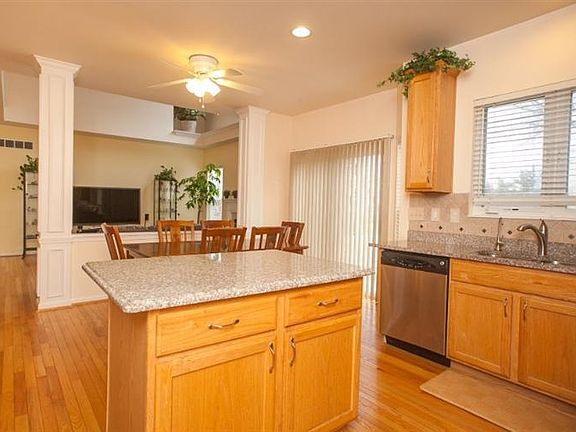 5th image of 7891 Yellowwood Dr