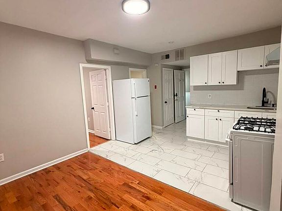 2nd image of 357 Pearl St #11480057