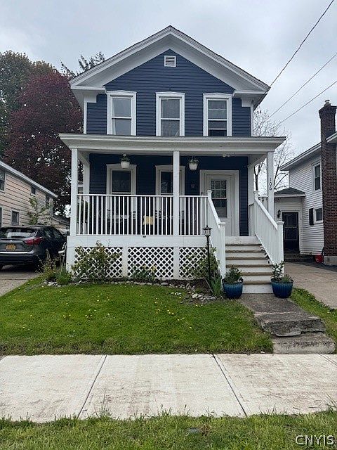 1st image of 106 W Mohawk St