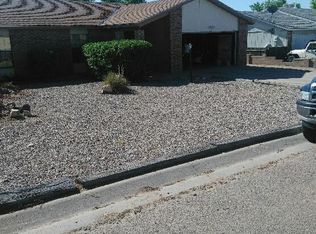 210 Moonstone Dr NE, Rio Rancho, NM 87124