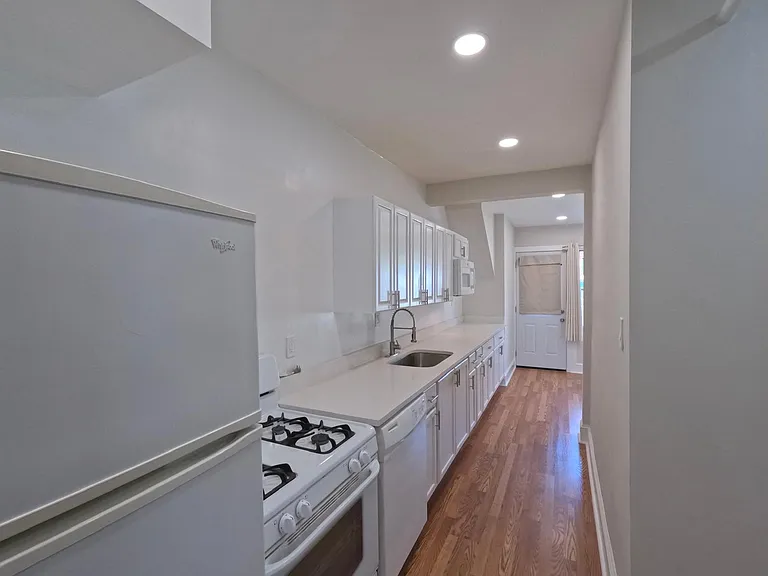 4317 River Rd NW #2 — Photo 44