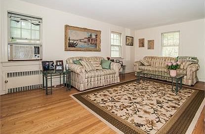 5th image of 56 Dorothy Ave