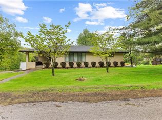 107 Laurel Dr, Weirton, WV 26062
