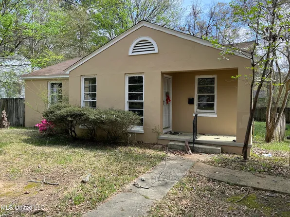 4874 Woodmont Dr, Jackson, MS 39206