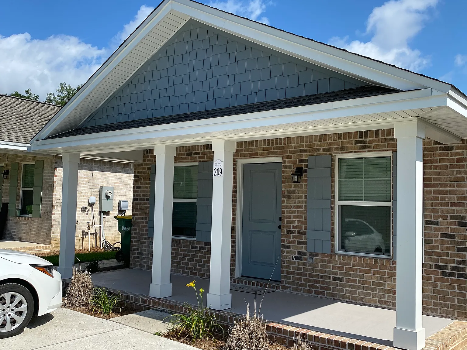 209 Hudson Boyd Ct — Photo 3