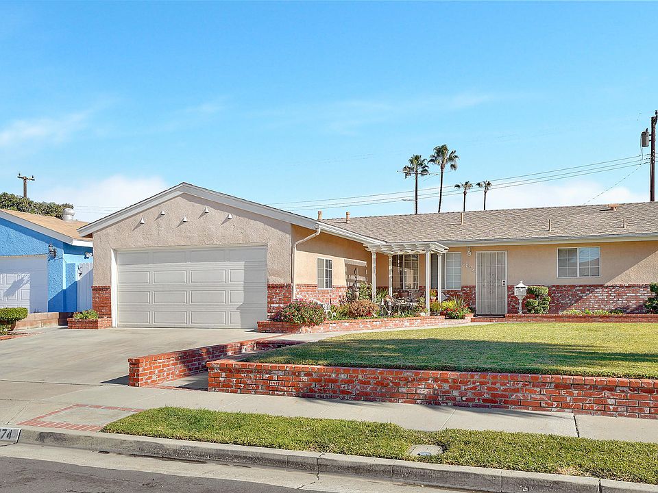 1st image of 9674 Mount Dana Cir