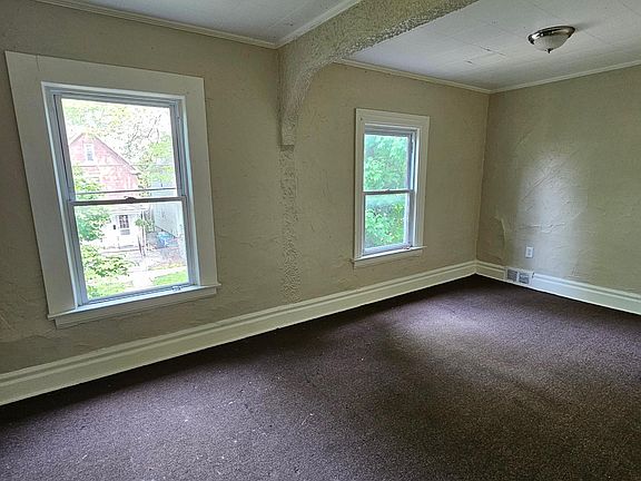 5th image of 444 20th St #1