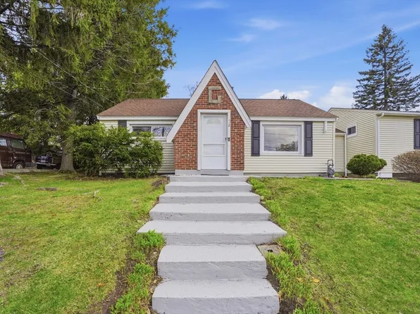 118 Wilkinson St, Worcester, MA 01606