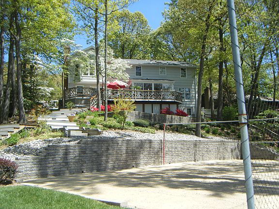 4th image of 147 Topeg Dr