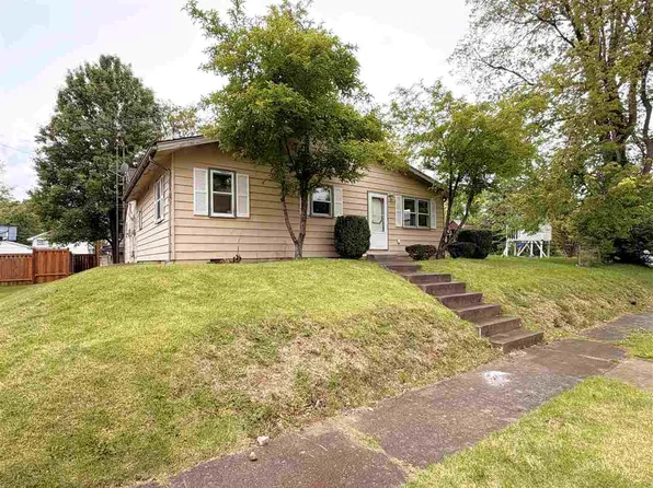 498 N Plum St, Hagerstown, IN 47346