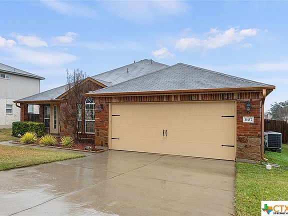 4th image of 1107 Sugar Brook Dr