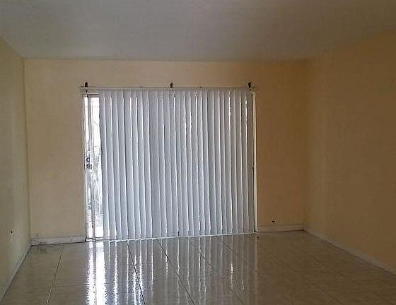 3rd image of 628 NW 179th St