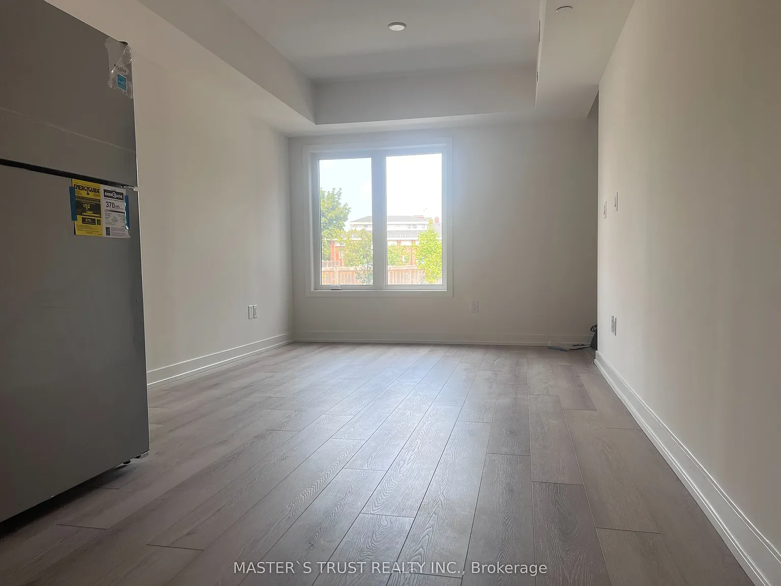 2 bed, $2,750 — Photo 2