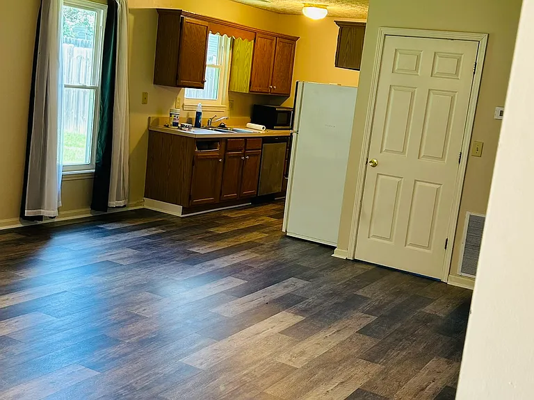 2553 Hickoryvale Dr — Photo 16
