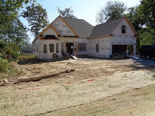 1st image of 1819 Sawmill Ct