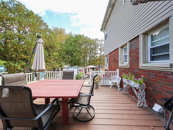 157 Exeter Street image 32 of 40