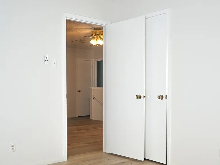 8011 Sunshine Trail Dr — Photo 24