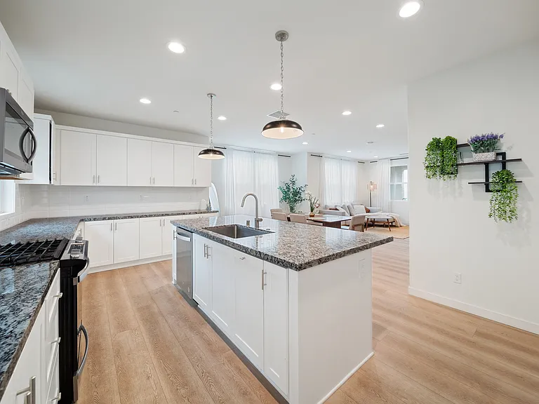39 Sanctuary Ln — Photo 9