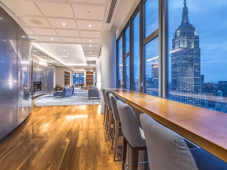 Cloud Lounge on the 54th Floor