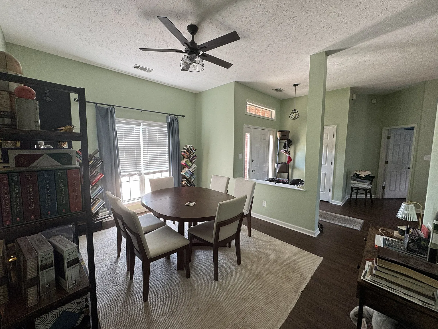 4 bed, 2150 sqft, $2,350 — Photo 4