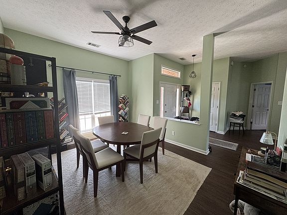 4th image of 2485 Chancellor Ridge Rd