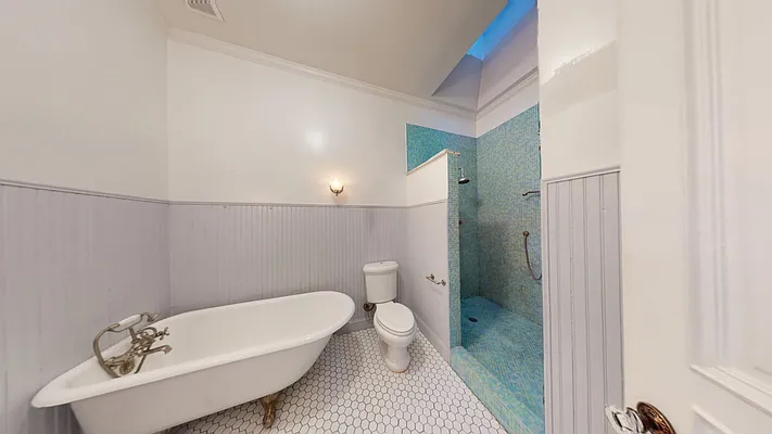 Rented by Corcoran | media 19